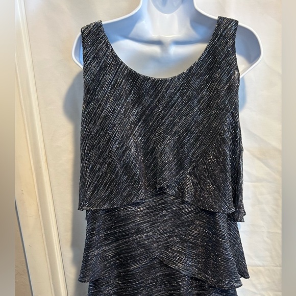 SLNY size 16 dress, black and silver with layers. Sleeveless and sheer w/ slip - Picture 4 of 9